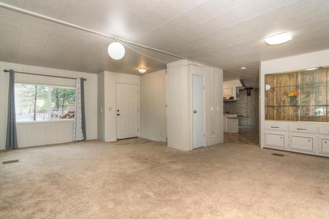 61029 Chuckanut Dr, Bend, OR 97702 photo 6