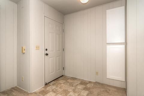 61029 Chuckanut Dr, Bend, OR 97702 photo 21