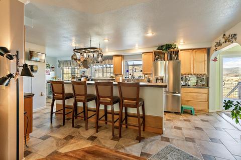 1285 S Obenchain Rd, Eagle Point, OR 97524 photo 9