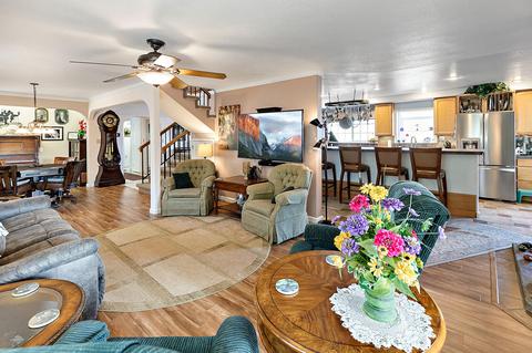 1285 S Obenchain Rd, Eagle Point, OR 97524 photo 16