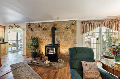 1285 S Obenchain Rd, Eagle Point, OR 97524 photo 19