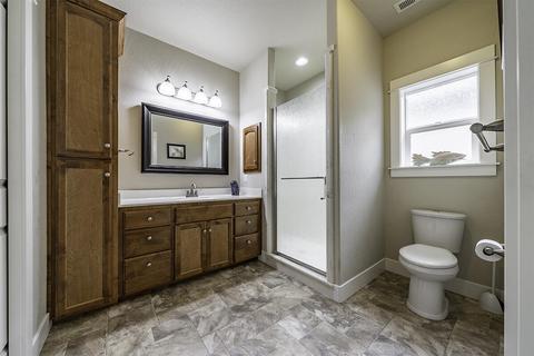 1078 N Haskell St, Central Point, OR 97502 photo 13