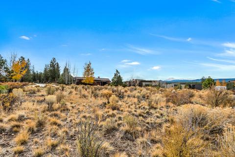 19031 NW Squirreltail Loop, Bend, OR 97703 photo 9