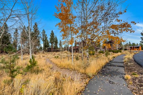 19031 NW Squirreltail Loop, Bend, OR 97703 photo 14
