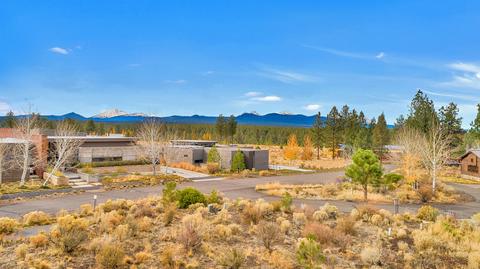 19031 NW Squirreltail Loop, Bend, OR 97703 photo 23