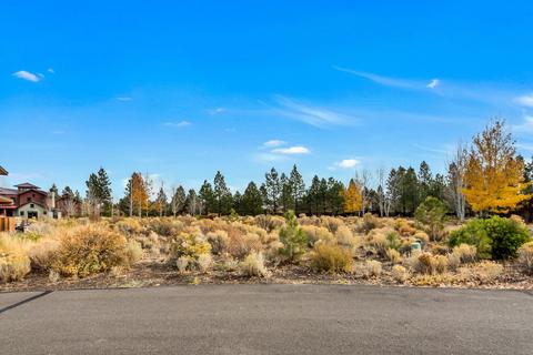 19031 NW Squirreltail Loop, Bend, OR 97703 photo 11