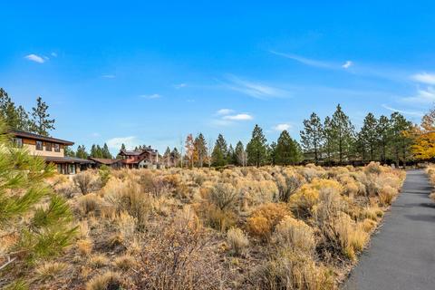 19031 NW Squirreltail Loop, Bend, OR 97703 photo 5