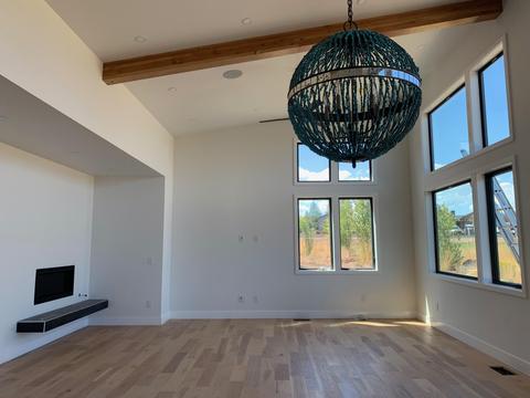 19142 Gateway Loop, Bend, OR 97702 photo 3