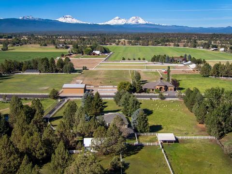 65130 Highland Rd, Bend, OR 97703 photo 3