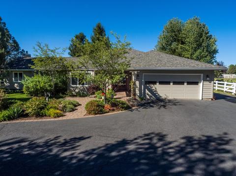 65130 Highland Rd, Bend, OR 97703 photo 5