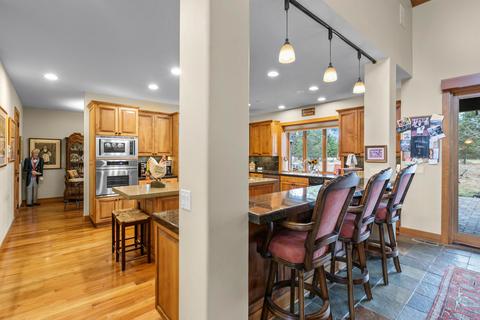56375 Twin Rivers Dr, Bend, OR 97707 photo 10