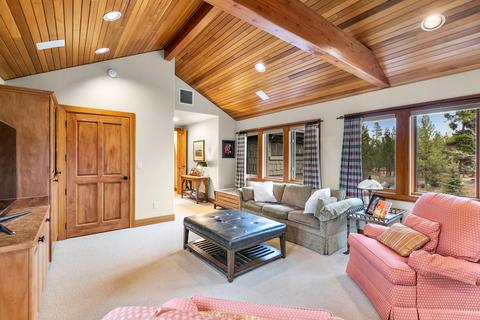 56375 Twin Rivers Dr, Bend, OR 97707 photo 31
