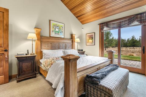 56375 Twin Rivers Dr, Bend, OR 97707 photo 19