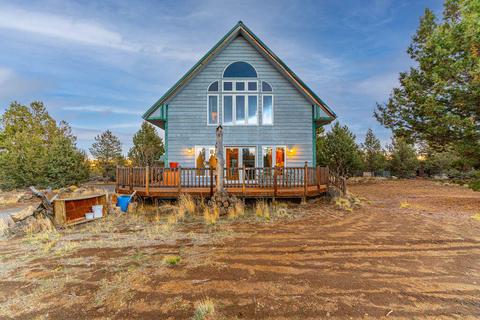 22139 Quebec Dr, Bend, OR 97702 photo 2