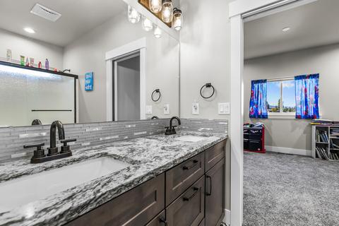21370 View Ln, Bend, OR 97701 photo 14