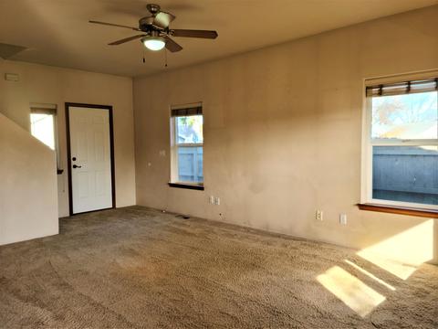 329 Cascade Dr, Central Point, OR 97502 photo 5