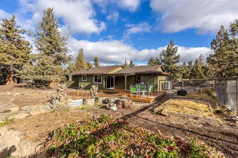 64837 Grande Loop, Bend, OR 97701 photo 27