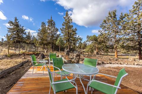 64837 Grande Loop, Bend, OR 97701 photo 26
