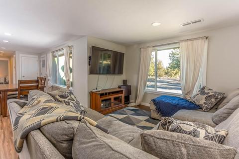 64837 Grande Loop, Bend, OR 97701 photo 11