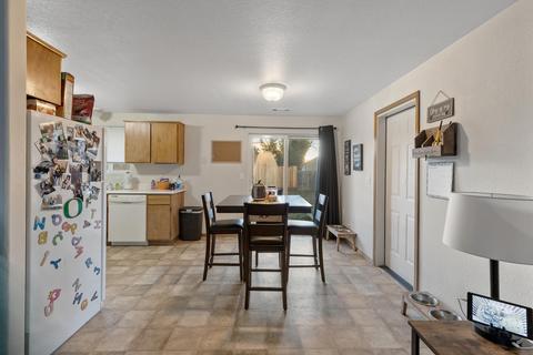 253 Tracy Ave, Eagle Point, OR 97524 photo 9