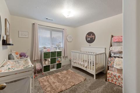 253 Tracy Ave, Eagle Point, OR 97524 photo 12