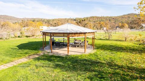 2528 E Antelope Rd, Eagle Point, OR 97524 photo 17