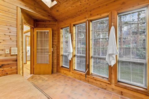563 NE Soaring Ct, Bend, OR 97701 photo 15