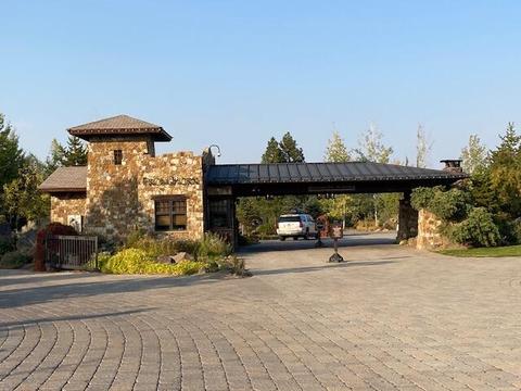 65689 Cairn Ct, Bend, OR 97701 photo 8