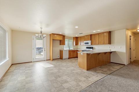 560 Barton Rd, Eagle Point, OR 97524 photo 13