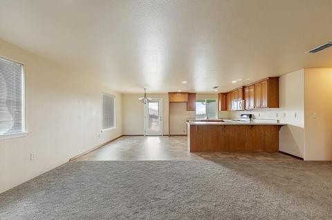 560 Barton Rd, Eagle Point, OR 97524 photo 12