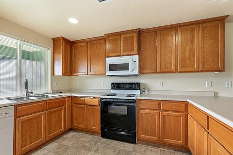 560 Barton Rd, Eagle Point, OR 97524 photo 15