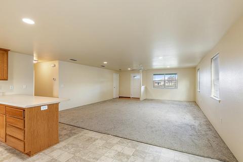 560 Barton Rd, Eagle Point, OR 97524 photo 8