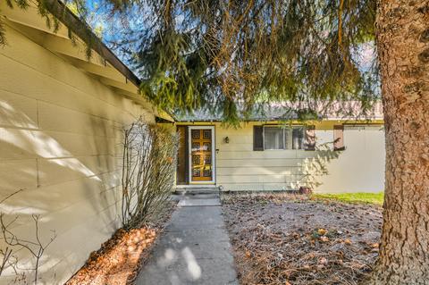20352 Illahee Dr, Bend, OR 97702 photo 6