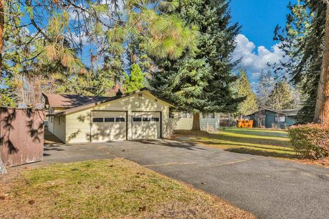 20352 Illahee Dr, Bend, OR 97702 photo 4