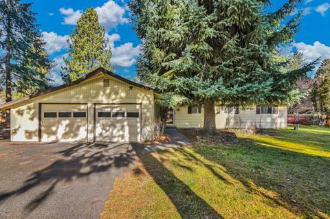 20352 Illahee Dr, Bend, OR 97702 photo 1