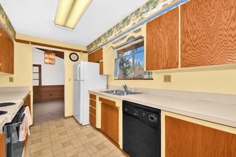 20352 Illahee Dr, Bend, OR 97702 photo 14