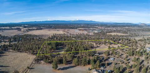 21575 Mcgilvray Rd, Bend, OR 97702 photo 3