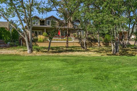 106 Pebble Creek Dr, Eagle Point, OR 97524 photo 24