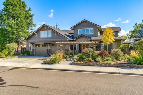 106 Pebble Creek Dr, Eagle Point, OR 97524 photo 4