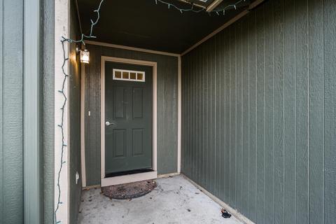 16463 Cassidy Dr, La Pine, OR 97739 photo 4