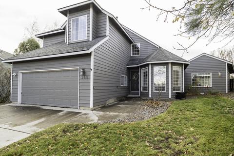 2313 NE Shadow Brook Pl, Bend, OR 97701 photo 1