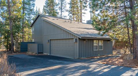 57792 Pyramid Mountain Ln, Sunriver, OR 97707 photo 5