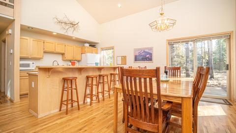 57792 Pyramid Mountain Ln, Sunriver, OR 97707 photo 11