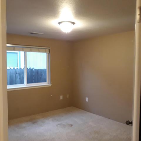 735 S Haskell St, Central Point, OR 97502 photo 13