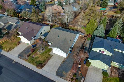 20748 Liberty Ln, Bend, OR 97701 photo 27