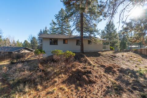 19610 Apache Rd, Bend, OR 97702 photo 19