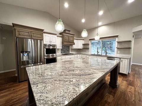 1422 Wetherbee Dr, Grants Pass, OR 97527 photo 4
