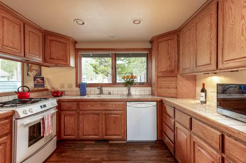 18143 Modoc Ln, Sunriver, OR 97707 photo 8