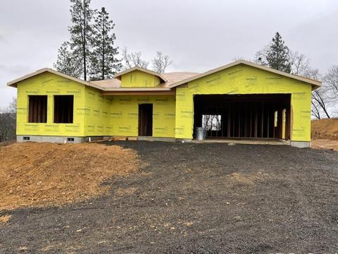 345 Arrowhead Trl, Eagle Point, OR 97524 photo 2