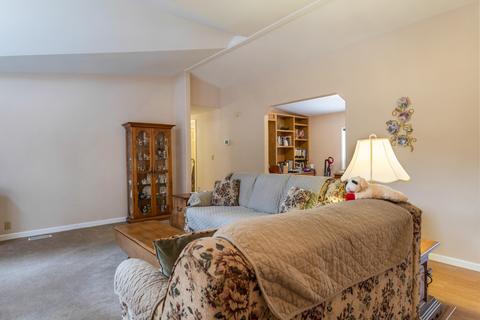 2014 Lasso Ct, La Pine, OR 97739 photo 9